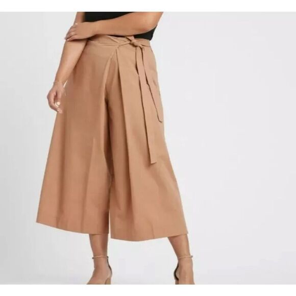 Banana Republic tan High Rise Wide Leg Organic Cotton Cropped Ankle Pants Sz.12 - Picture 1 of 8